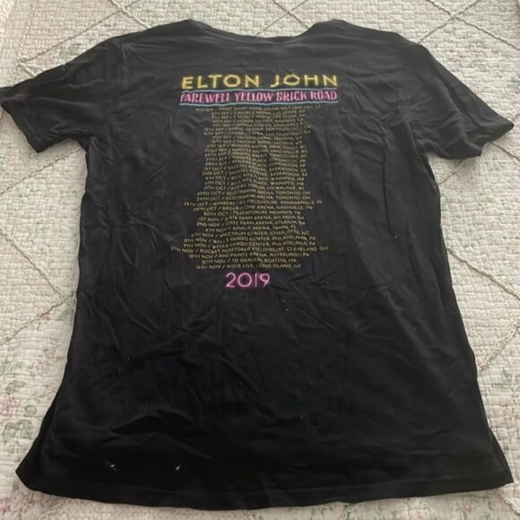 IN Elton John Farewell Yellow Brick Road Concert T-Shirt - Picture 3 of 3
